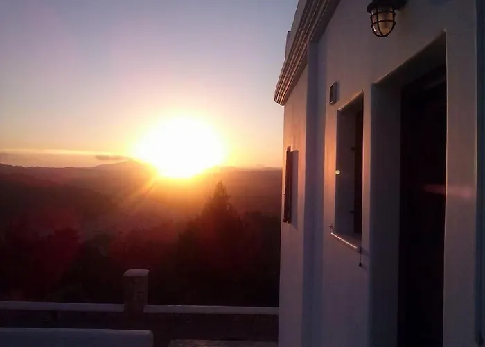 Maria\'S Traditional Villa