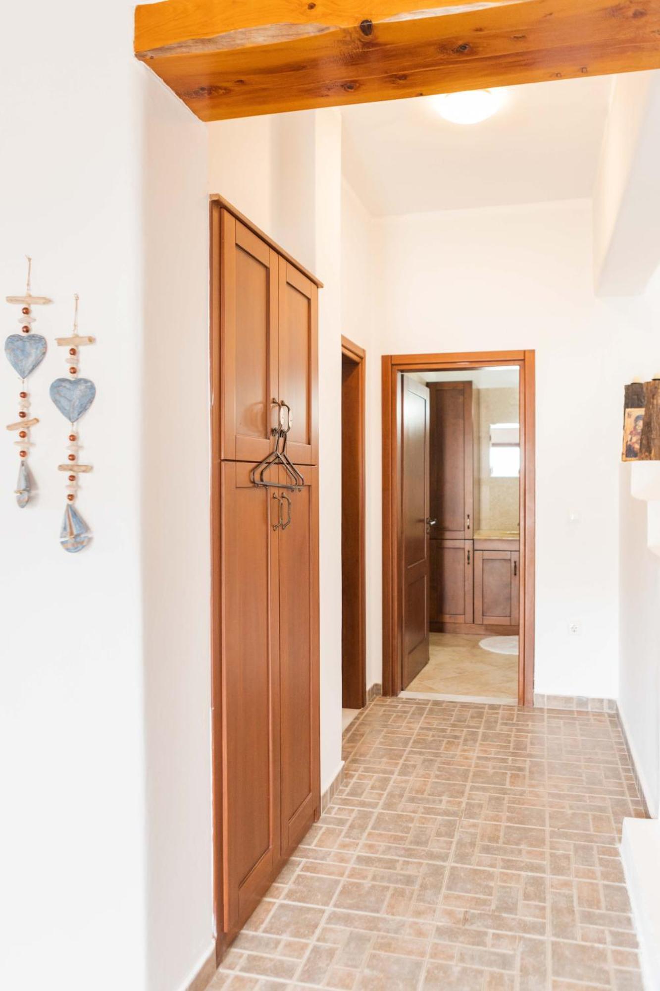 Maria's Traditional Apartment *